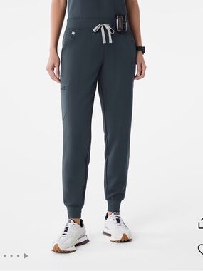 Figs Zamora Jogger Scrub Pants in Dark Harbor
